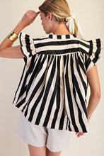 Load image into Gallery viewer, V Neck Flutter Top
