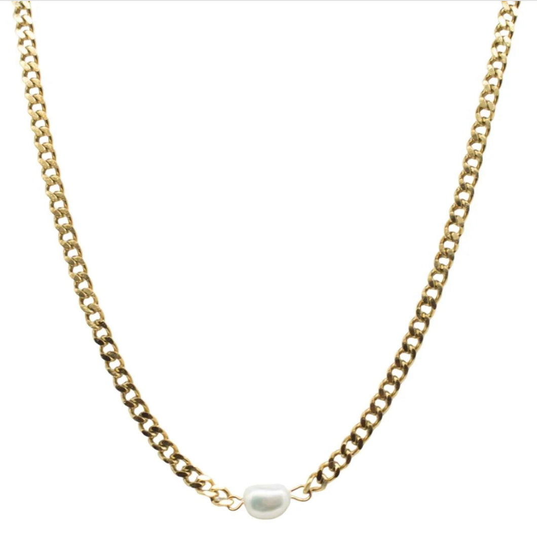 Pearl n Gold Necklace