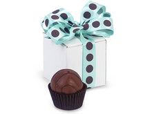 Load image into Gallery viewer, Recycled White Gift Boxes
