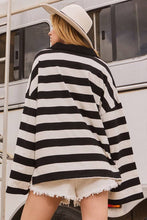 Load image into Gallery viewer, Striped Oversized Sweatshirt
