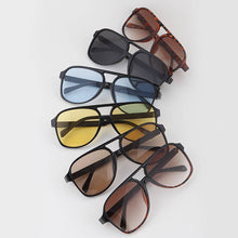 Load image into Gallery viewer, Oversized Aviator Sunglasses
