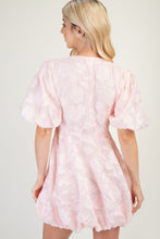 Load image into Gallery viewer, V-Neck Voluminous Dress
