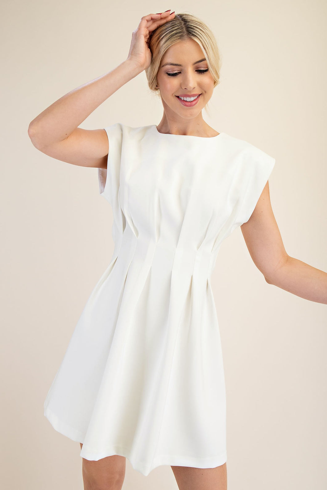 White Round Neck Pleated Dress